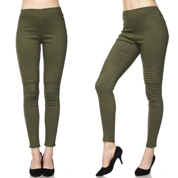 ❗️LAST❗️Olive Moto Leggings with Back Pockets - Picture 3 of 5